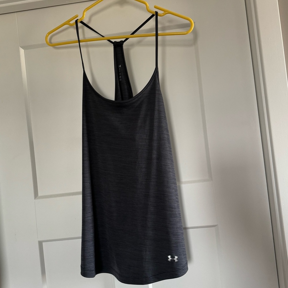 Women’s Under Armour Tank. Size Medium.